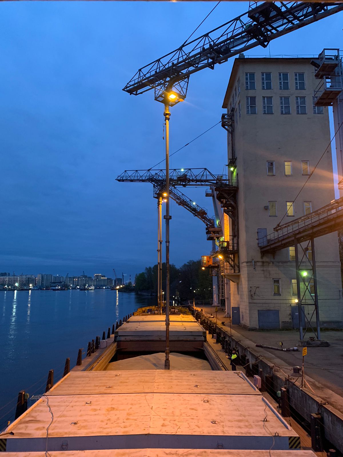 Теплоход «Кунцево» (проект 21-88)