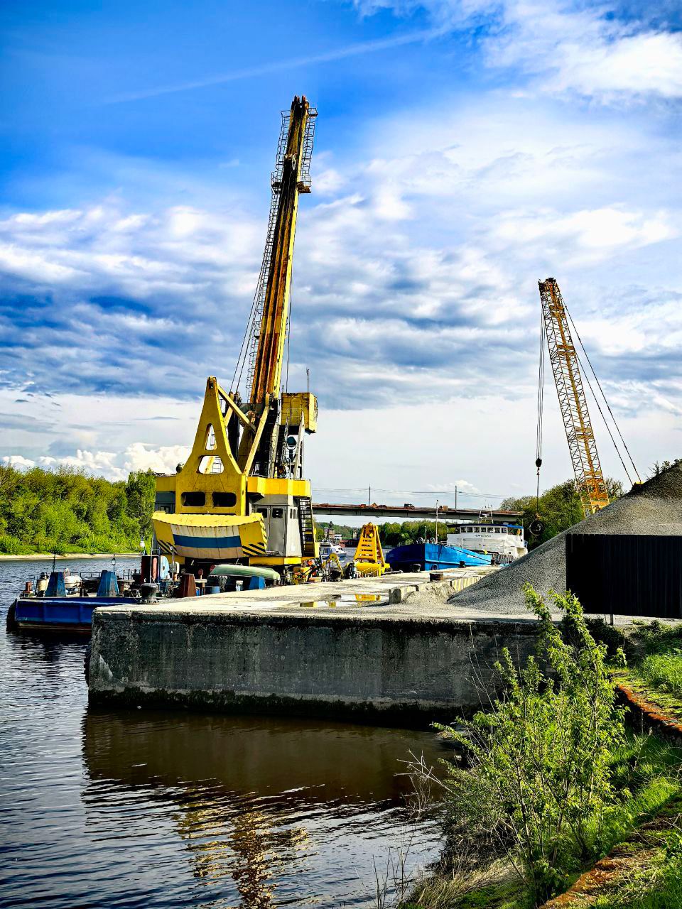 Теплоход «Нефтегорск» (проект 576)